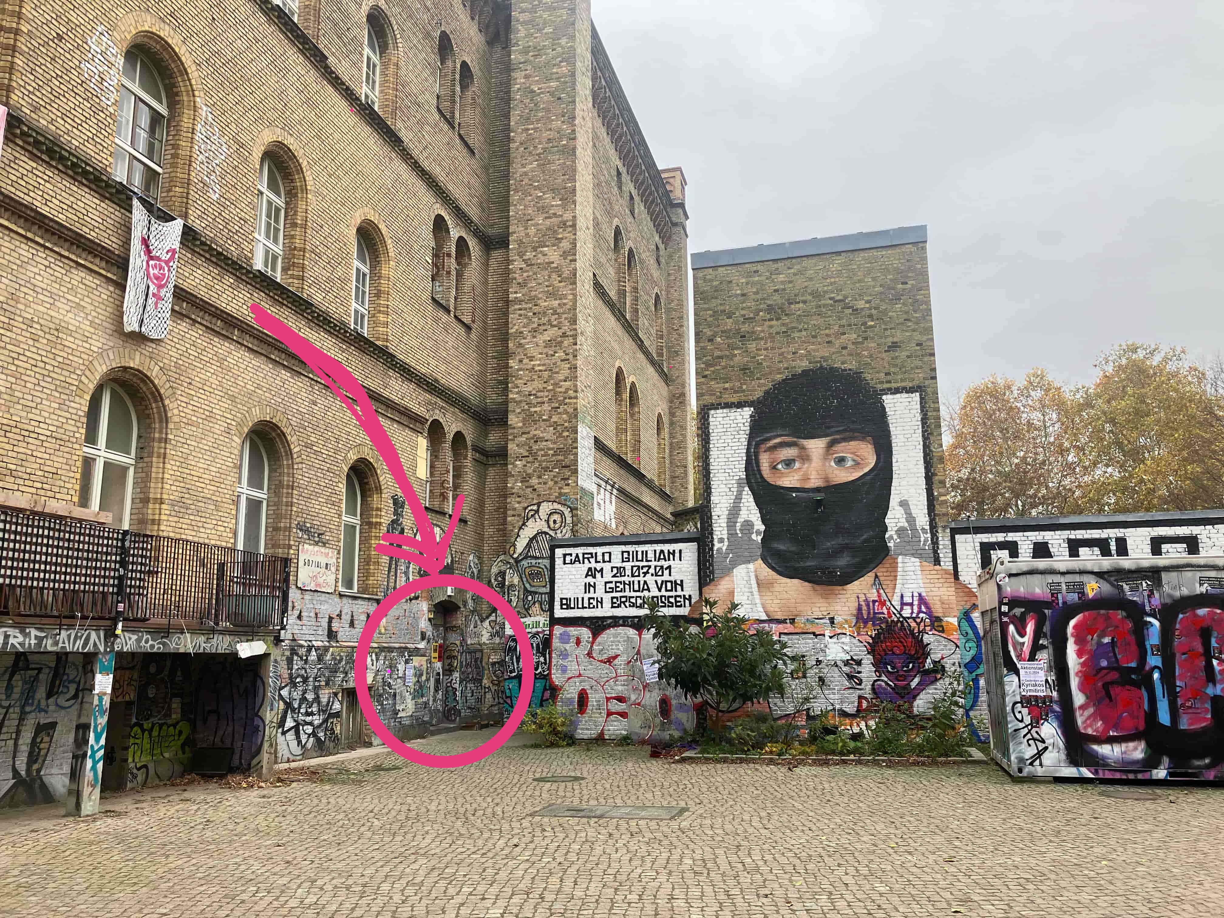 Foto des Bethaniens auf dem der Eingang zur NewYorck markiert ist.